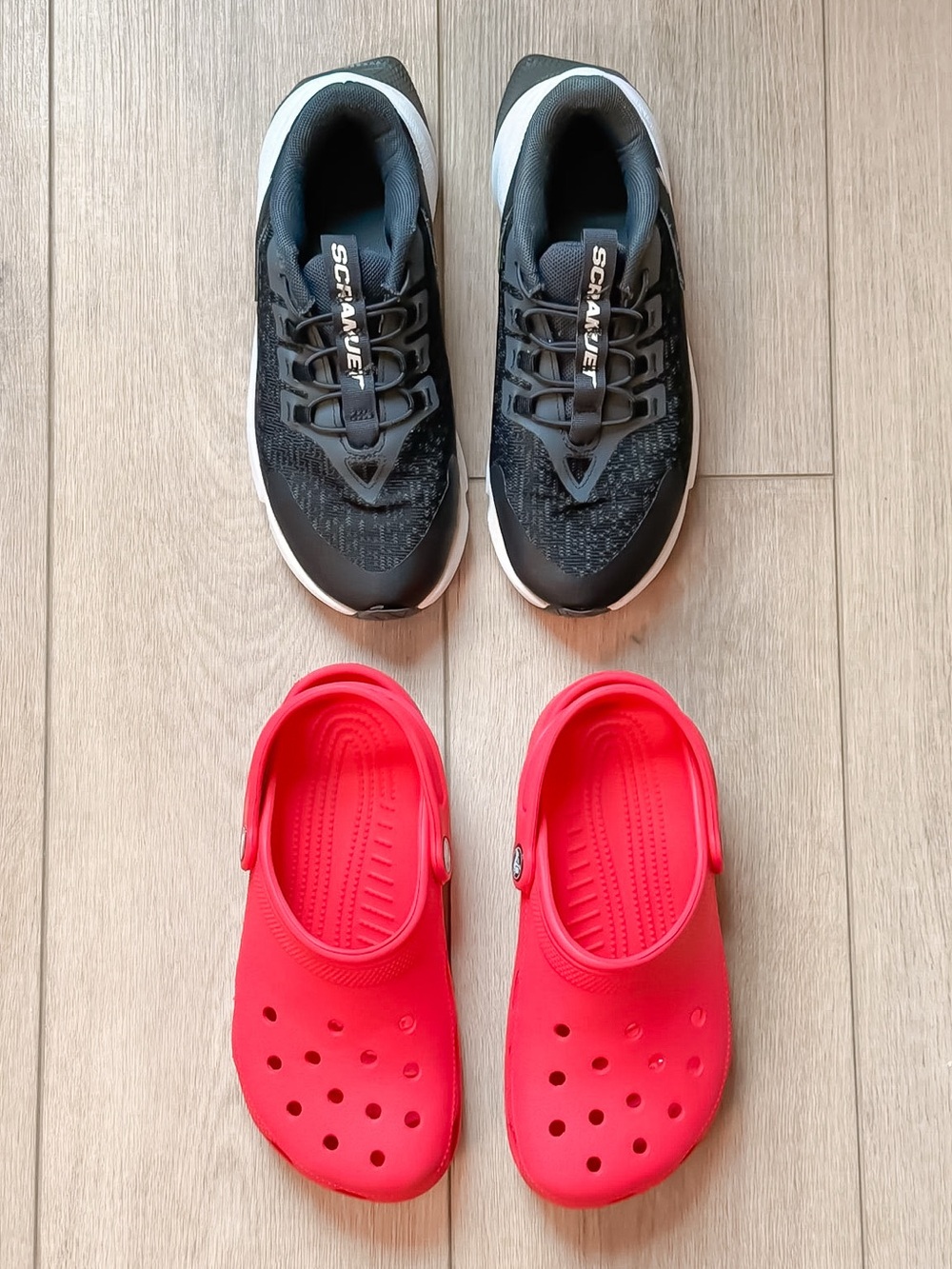 BOYS CROCS UNDER ARMOUR SCRAMJET 5 AC SUMMER SHOE BUNDLE SIZE 3